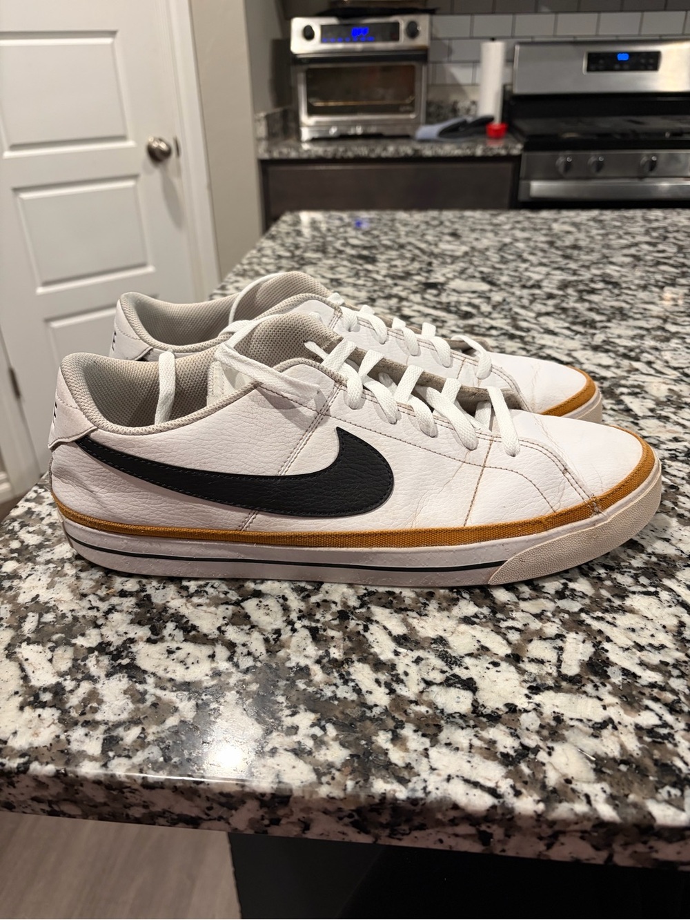 Nike Court Legacy shoes
